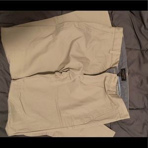 Banana Republic Chino